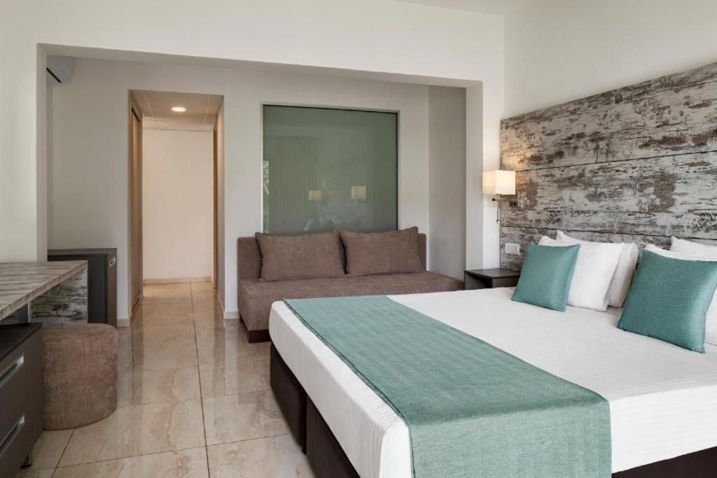Freij Hotel & Resort - Adults Only 圣纳帕 外观 照片